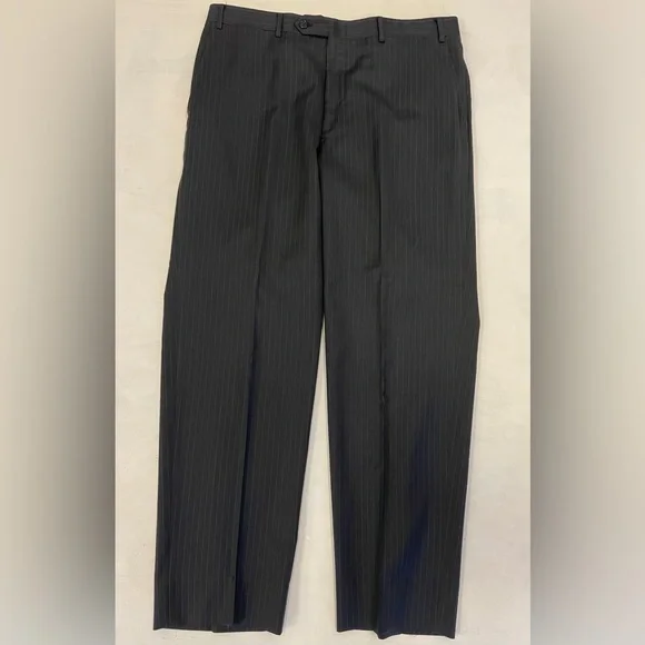 CANALI Made In Italy Subtle Stripe Wool Suit in Charcoal Size 42 L $2150